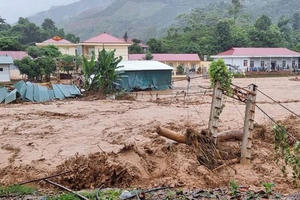 Miền Bắc chuẩn bị mưa lớn trên diện rộng, nguy cơ lũ quét và sạt lở