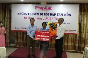 Gặp gỡ nghĩa tình tháng Bảy