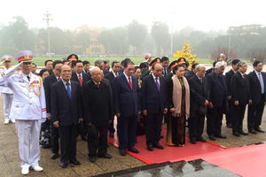 Lãnh đạo Đảng, Nhà nước viếng Chủ tịch Hồ Chí Minh và các Anh hùng liệt sĩ