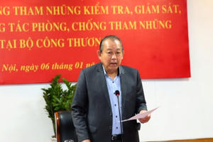 Phó Thủ tướng Thường trực Chính phủ Trương Hoà Bình làm việc tại Bộ Công Thương