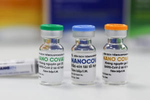 Bộ Y tế xem xét việc cấp phép lưu hành khẩn cấp đối với vaccine Nano Covax