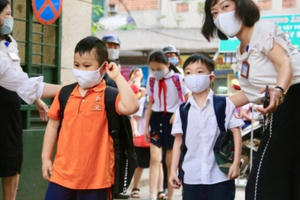 Học sinh từ lớp 1 đến lớp 6 tại Hà Nội được đi học trực tiếp từ 6/4