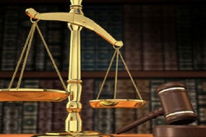 Hi hữu chuyện người làm công kiện chủ Hi hữu chuyện người làm công kiện chủ