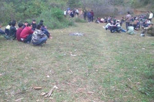 Lạng Sơn: Chồng chém vợ tử vong rồi trốn lên núi