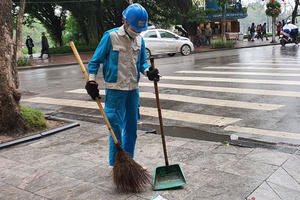 Xử phạt hành vi vứt khẩu trang bừa bãi nơi công cộng