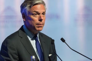 Trump chọn cựu ứng viên tổng thống làm đại sứ Mỹ tại Nga