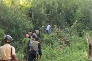 Nóng - Truy bắt nghi phạm chém 4 người dân rồi bỏ trốn vào rừng ở Lạng Sơn