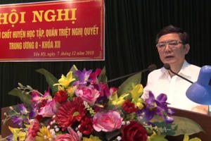 Từng để xảy ra hàng loạt vi phạm về đất đai: Chủ tịch huyện Yên Mỹ lên Tỉnh nhận nhiệm vụ mới!