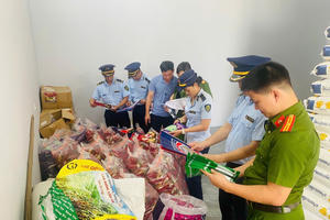 Nghệ An: Chuyển hồ sơ sang Cơ quan điều tra hộ kinh doanh gạo nước ngoài bao bì không có nhãn phụ tiếng Việt