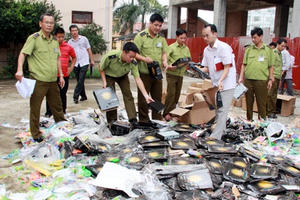 Quyết liệt phòng chống tình trạng 'đội lốt' hàng Việt