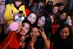 Thu Phương nghẹn ngào "Giữ lại hạnh phúc"