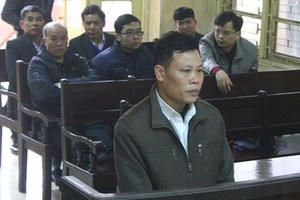 Hai cán bộ gây án oan cho ông Chấn kháng cáo xin hưởng án treo