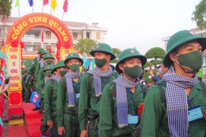 Thanh niên Bạc Liêu vinh dự, tự hào lên đường nhập ngũ Thanh niên Bạc Liêu vinh dự, tự hào lên đường nhập ngũ
