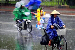 Thời tiết hôm nay 14/3, Hà Nội mưa giông, trời chuyển lạnh