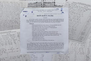 Bài 1 - Phương án di dời 1.430 hộ dân tại TP Hạ Long (Quảng Ninh): Kiến nghị “cần xem xét kỹ” Bài 1 - Phương án di dời 1.430 hộ dân tại TP Hạ Long (Quảng Ninh): Kiến nghị “cần xem xét kỹ”