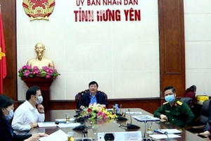 Hưng Yên: Khen thưởng 8 Bác sĩ tuyến trung ương đã có thành tích xuất sắc tại tỉnh