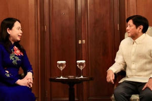 Tân Tổng thống Philippines khẳng định thu xếp sớm thăm Việt Nam