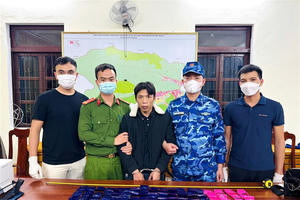 Bắt quả tang đối tượng mua bán trái phép 18 nghìn viên ma tuý tổng hợp