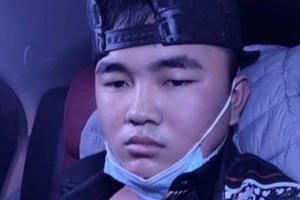 Hà Nội: Bắt giữ đối tượng dùng dầu gió và gạch cướp tài sản