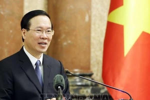 Chủ tịch nước gửi Thiếp mừng thọ công dân tròn 100 tuổi và trên 100 tuổi