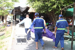 Phát hiện thi thể nam thanh niên nổi dưới sông