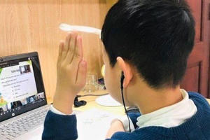 Làm gì để trẻ học trực tuyến ở nhà an toàn?