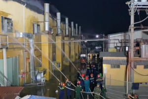 Hải Phòng: “Bà hỏa” thiêu rụi nhà xưởng của công ty sản xuất đồ chơi