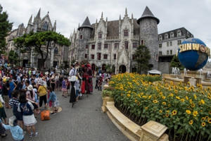 Kỳ nghỉ mùa thu tuyệt đỉnh cho cả nhà tại “Paris thu nhỏ”, chỉ với 3,8 triệu đồng