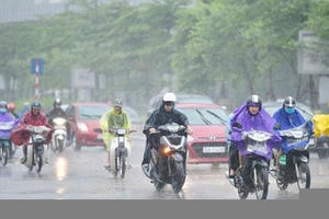 Từ chiều tối nay (21/6), khu vực Hà Nội có thể có mưa rào và giông