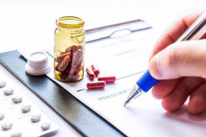 Tăng cường kiểm tra, giám sát thực hiện các quy định pháp luật trong khám bệnh, chữa bệnh Tăng cường kiểm tra, giám sát thực hiện các quy định pháp luật trong khám bệnh, chữa bệnh