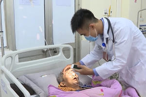 3 ông cháu nhập viện sau khi uống bột dinh dưỡng tăng cân