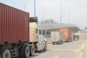 TPHCM: Hạn chế xe tải lưu thông vào khu vực nội đô TPHCM: Hạn chế xe tải lưu thông vào khu vực nội đô