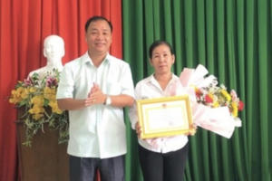 Một phụ nữ nhặt được 170 triệu trả lại người đánh mất