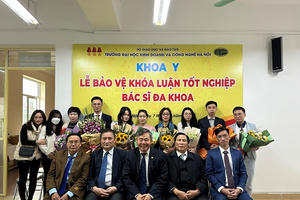 Đại học Kinh doanh và Công nghệ Hà Nội tổ chức buổi bảo vệ khóa luận tốt nghiệp ngành Y khoa