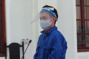 Lừa đảo chạy chương trình tuyển sinh để chiếm đoạt tiền tỷ