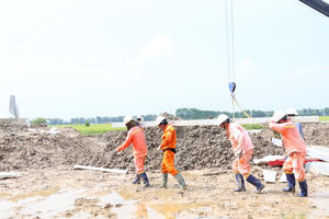 Đẩy nhanh tiến độ để khánh thành đường dây 500kV mạch 3 từ Quảng Trạch-Phố Nối trong tháng 7