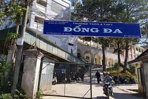 Để xảy ra nhiều sai phạm, Hiệu trưởng Trường Đống Đa xuống làm giáo viên