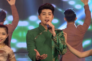 Noo Phước Thịnh “đốn tim” fan trong Tết Kỷ Hợi bằng hit Xuân của Châu Đăng Khoa