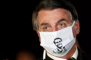 Tổng thống Brazil nghi nhiễm COVID-19