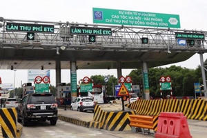 Áp dụng mức thu phí sử dụng đường bộ mới từ 1/2/2024 Áp dụng mức thu phí sử dụng đường bộ mới từ 1/2/2024