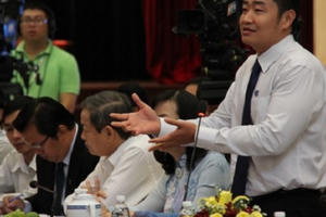 Bí thư Thăng đề nghị kiểm điểm lãnh đạo vắng mặt