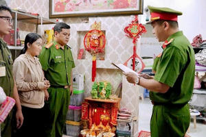 Người phụ nữ bán hàng online với doanh thu khủng bị khởi tố vì trốn thuế