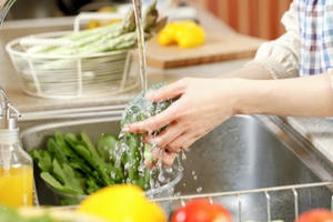 Cách chế biến thực phẩm an toàn mùa nắng nóng