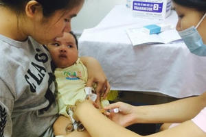 Hà Nội: Trực tiêm chủng tất cả các buổi sáng trong kỳ nghỉ Tết Hà Nội: Trực tiêm chủng tất cả các buổi sáng trong kỳ nghỉ Tết