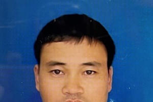 Công an truy tìm đối tượng chiếm đoạt xe ô tô của một doanh nghiệp