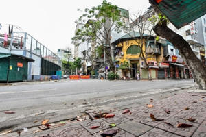 Công điện khẩn từ UBND TP Hà Nội: Yêu cầu yêu cầu dừng nhà hàng, quán ăn từ 0h ngày 13/7 Công điện khẩn từ UBND TP Hà Nội: Yêu cầu yêu cầu dừng nhà hàng, quán ăn từ 0h ngày 13/7