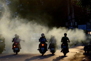 Tiêu điểm: Khói thải đường phố