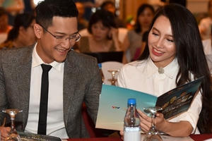 Sau "Hôn nhân trong ngõ hẹp" và ồn ào tình cảm, Chí Nhân - Minh Hà tiếp tục sánh đôi bên nhau