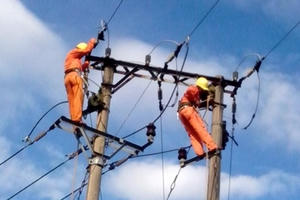 Vui buồn cùng “mái nhà” trạm biến áp