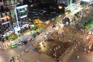 'Siêu' phố đi bộ: Ý tưởng vội vã